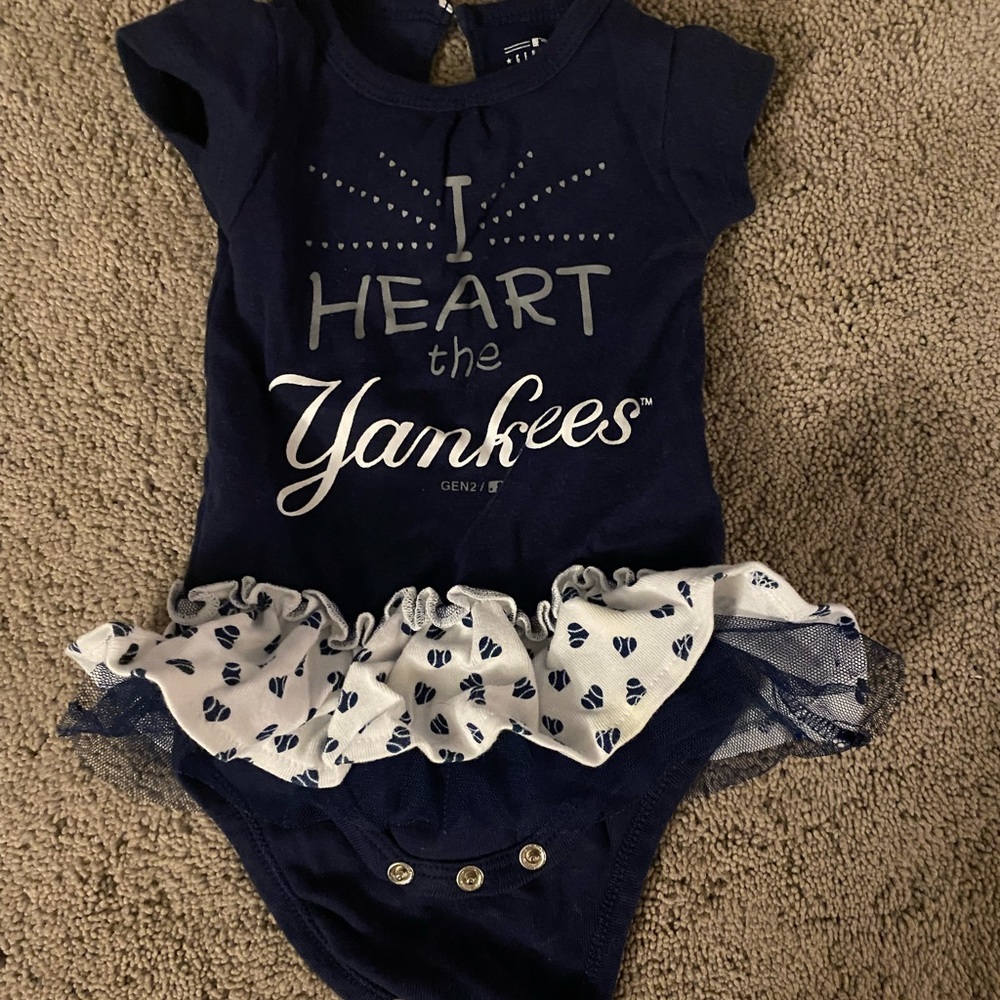 3-6 month girls Yankees onesie